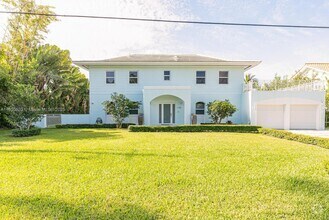 Building Photo - 1130 Lugo Ave