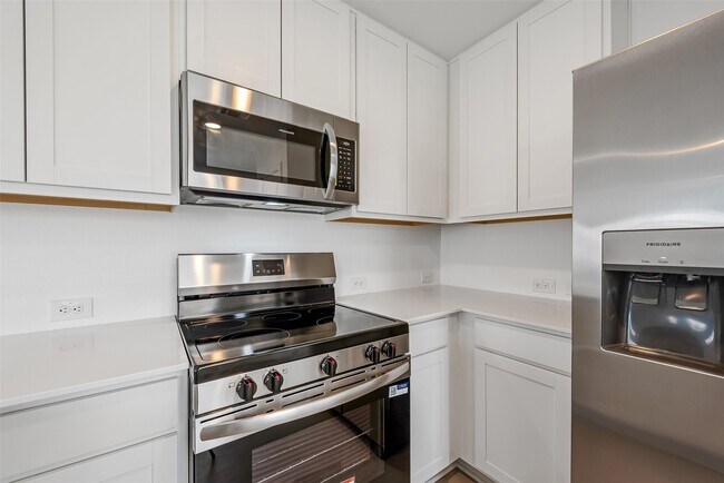 Foto del edificio - 18739 Barrichello Dr