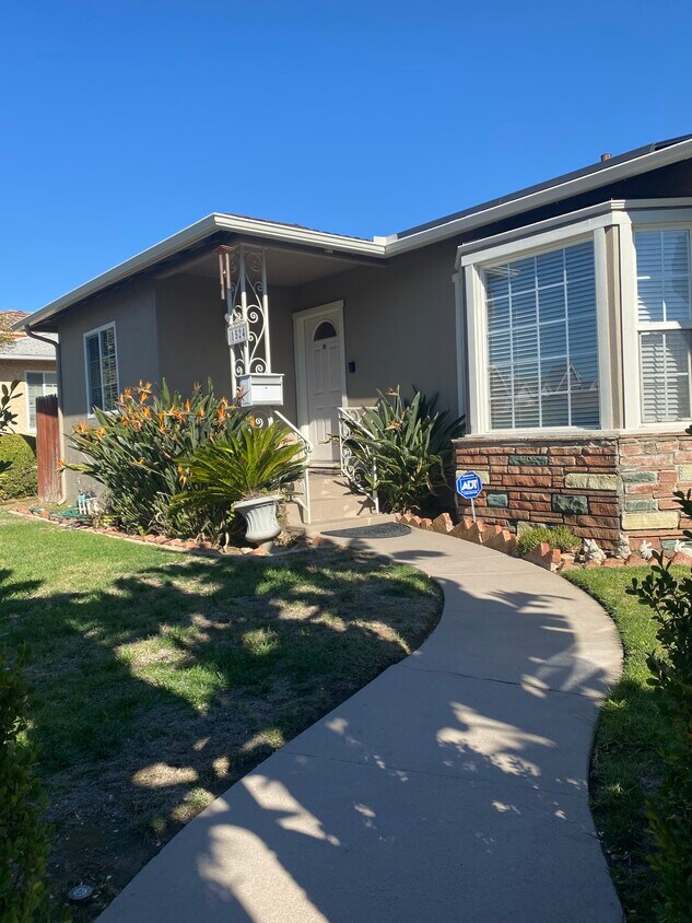 1524 S Atlantic Blvd, Alhambra, CA 91803 House for Rent in Alhambra