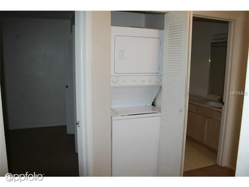 Building Photo - 7803 Waterview Way