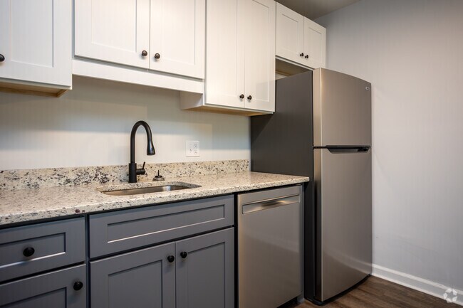 2 habitaciones, 1 baño - 730 pies cuadrados - Cocina - Woodlands at Concord
