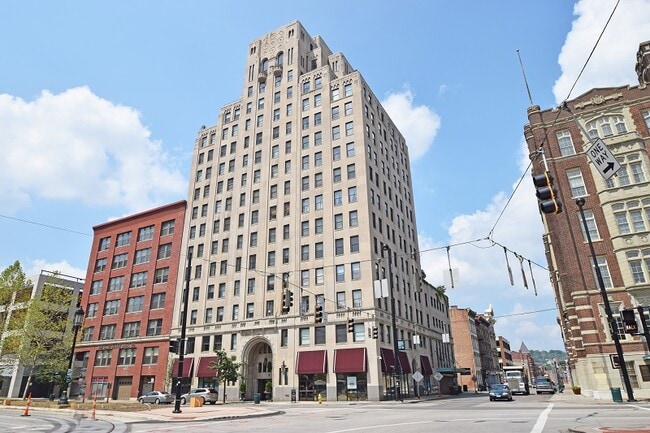 The American Building - 30 East Central Pky
