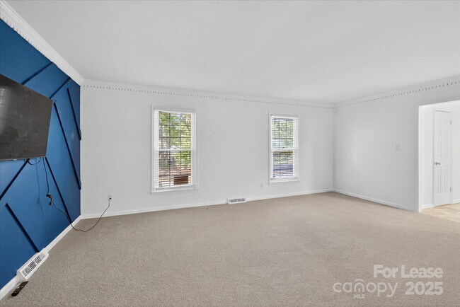 Foto del edificio - 10917 Blue Heron Dr