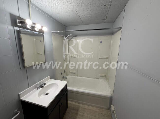 Foto del edificio - 1602-2 Main-