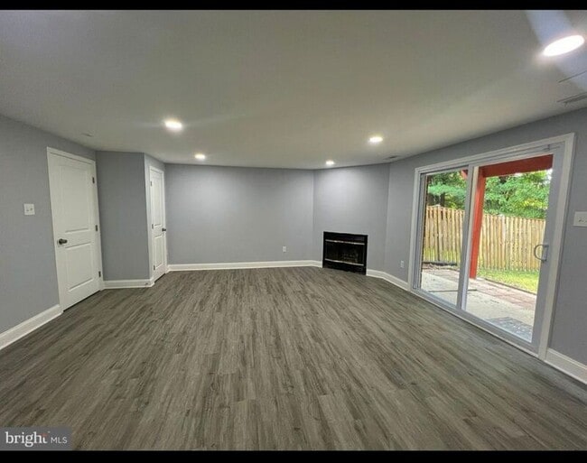 Foto del edificio - 43 Wellspring Cir