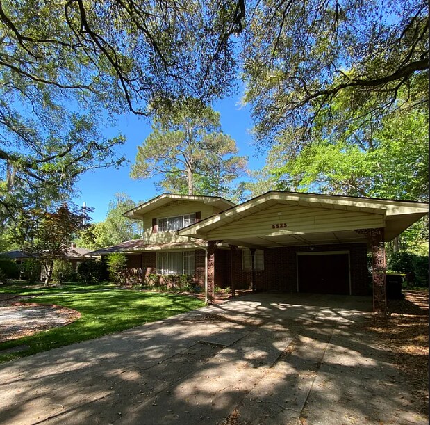 Foto del edificio - 5525 Waters Dr