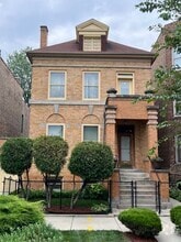 Building Photo - 5024 S Prairie Ave