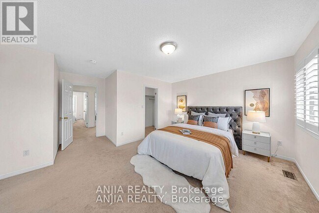 Photo du bâtiment - 34 Horn St