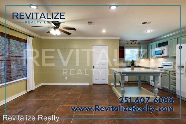Building Photo - 3 br, 2 bath House - 21058 Meadowbrook Dr