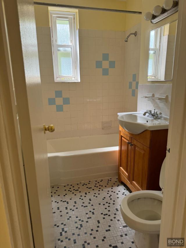 Foto del edificio - 1 bedroom in Staten Island NY 10301