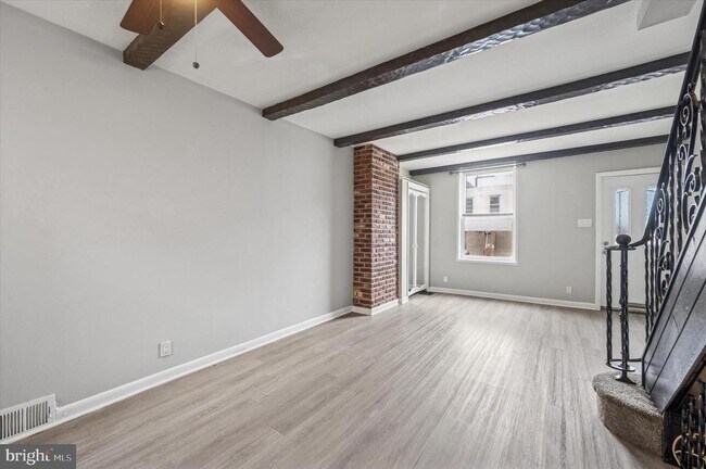 Building Photo - 3373 Coral St