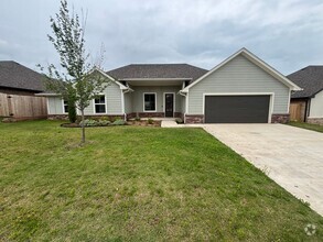 Building Photo - 3021 Holw Crst Ln