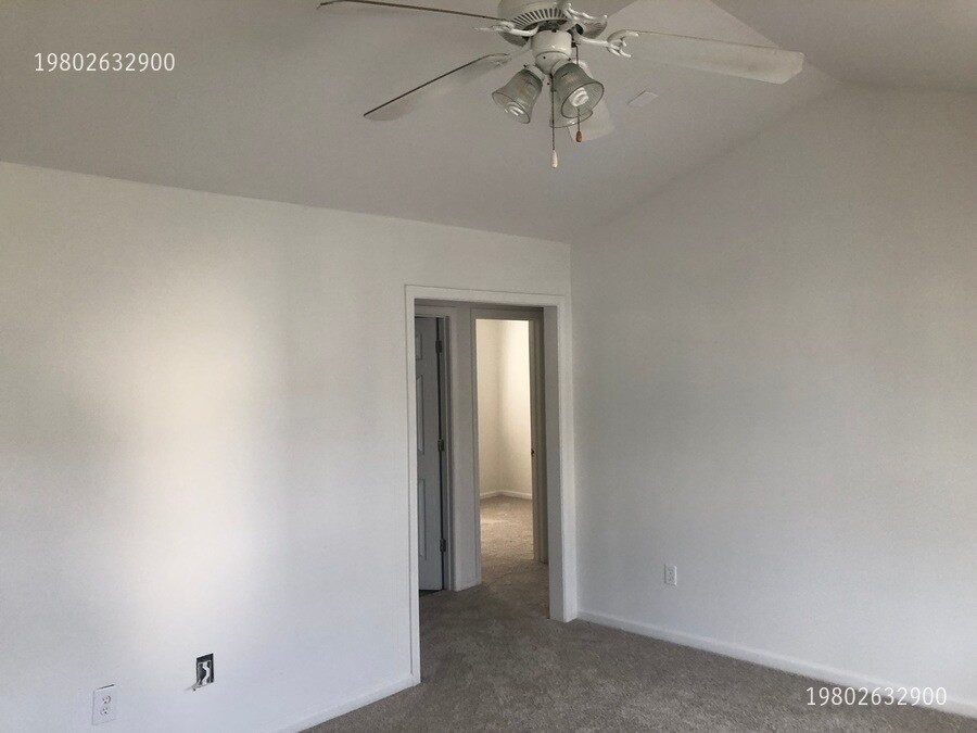 Building Photo - 5412 Eneida Sue Dr