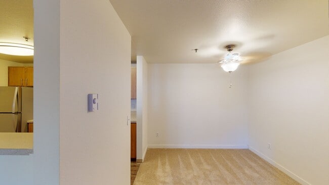 Interior Photo - Crown Pointe