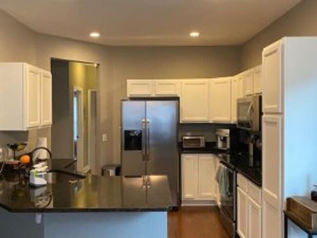 Photo - Fenwick Hills House