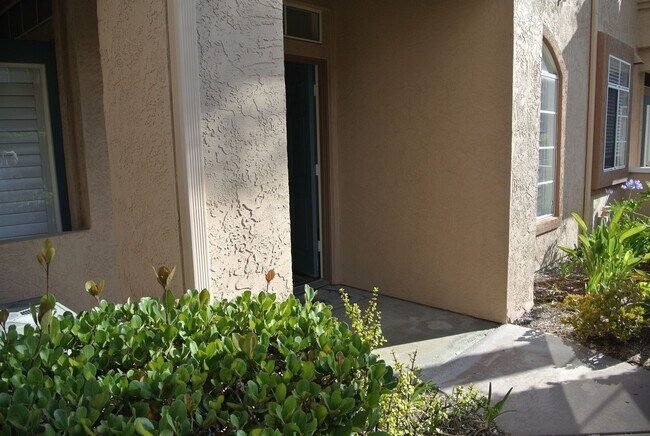 Building Photo - 2Bed/2Bath Condo in Gated Palmilla Del Oro...