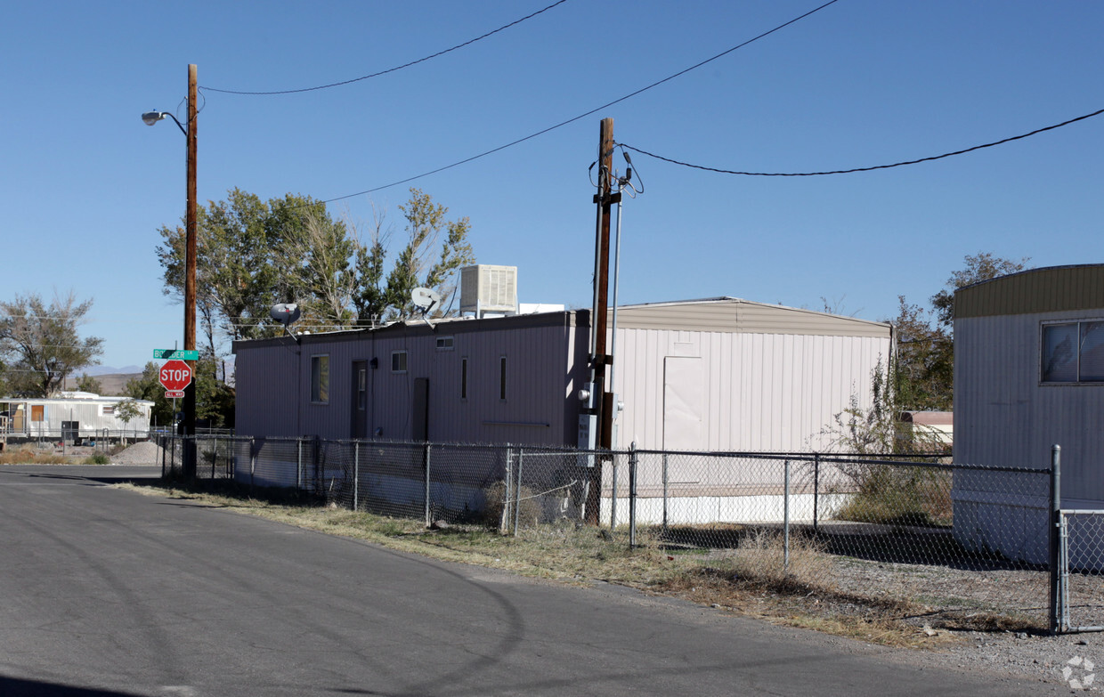 Building Photo - 351 Boulder Ln