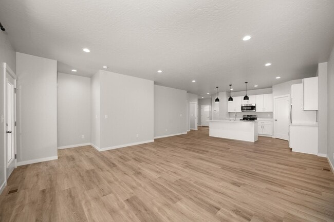 Building Photo - 4283 N Stout Ct