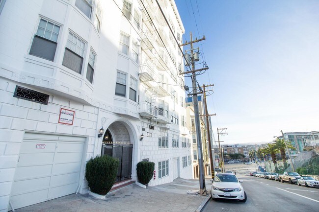Building Photo - 2 bedroom in San Francisco CA 94102