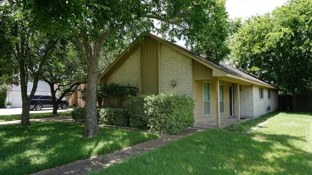 Primary Photo - 13726 Meisterwood Dr