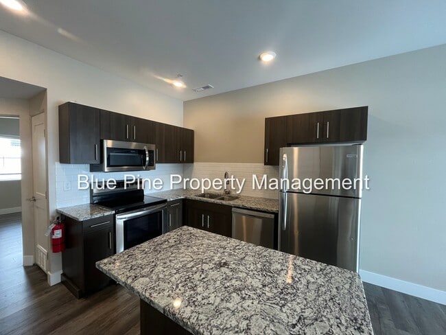 Foto del edificio - 591 Turin Way