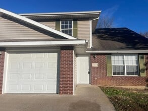 Building Photo - 1330 N Frideriki Dr