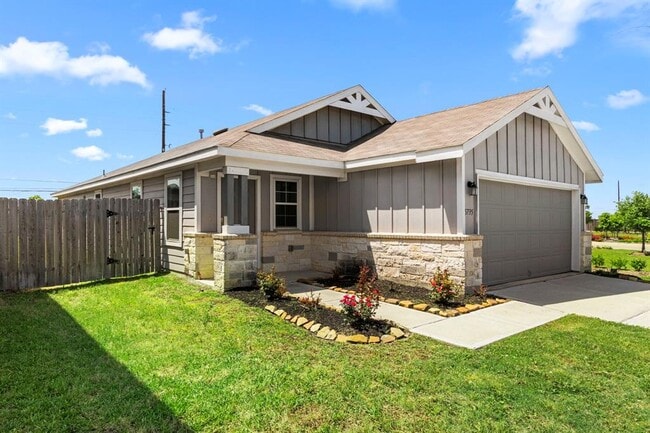 Foto del edificio - 5735 Prairie Chapel Rd