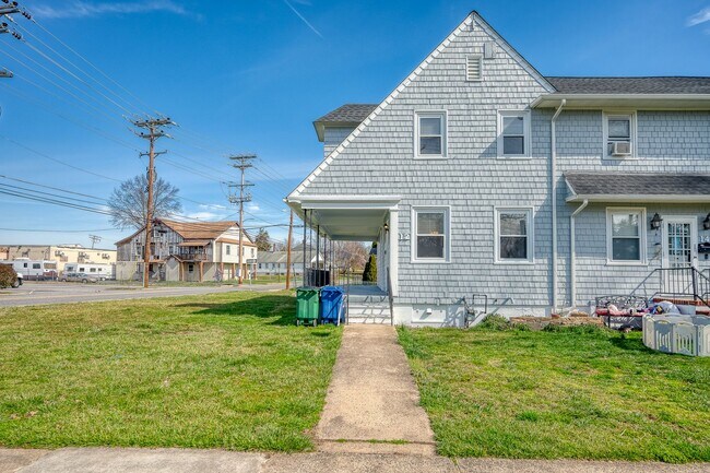 Building Photo - 2 Bedroom, 1 Bathroom Unit in Aberdeen, MD