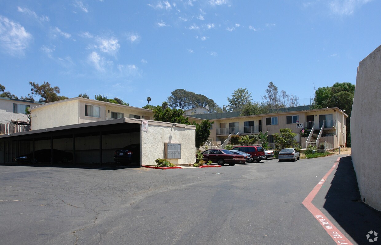 971 Postal Way, Vista, CA 92083 Apartments in Vista, CA