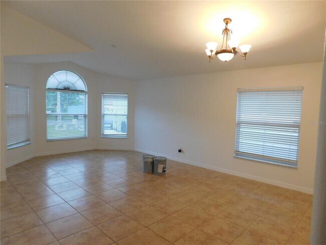 Foto del edificio - 314 Freshwater Ct