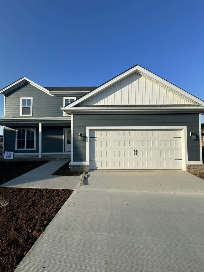 Building Photo - 3234 Cloverfield Ct