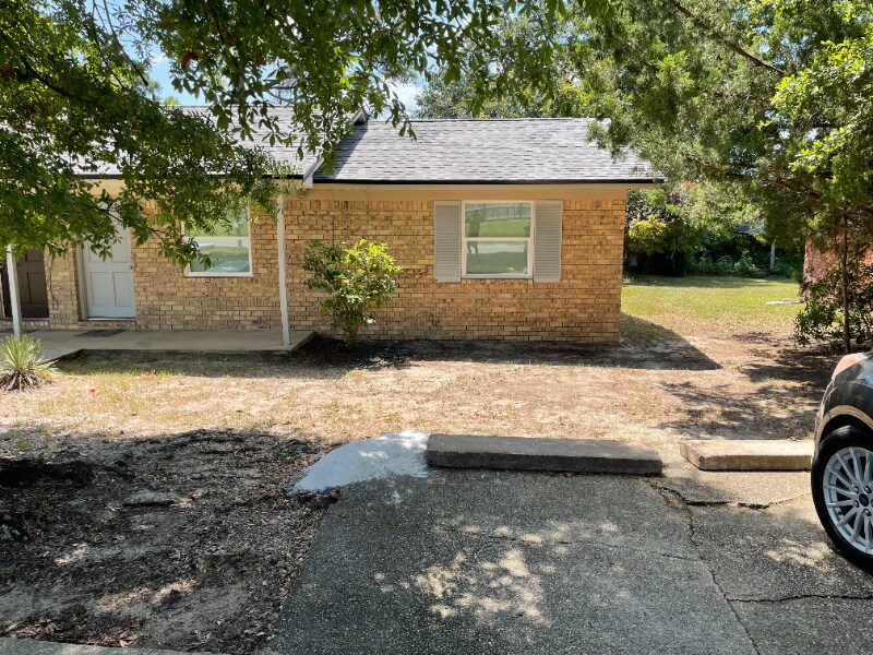 Foto principal - 4812 Tradewinds Dr