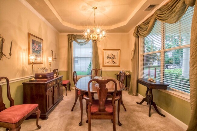Building Photo - Stunning 3 - Bedroom 2.5 - Bath Townhome -...