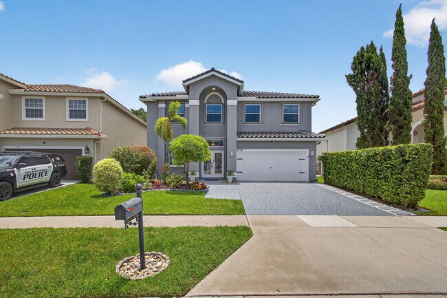 Building Photo - 3738 Old Lighthouse Cir