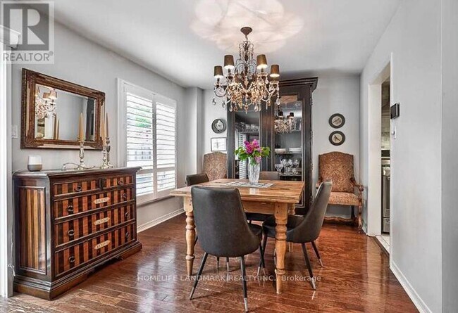 Photo du bâtiment - 2006 Glenada Crescent