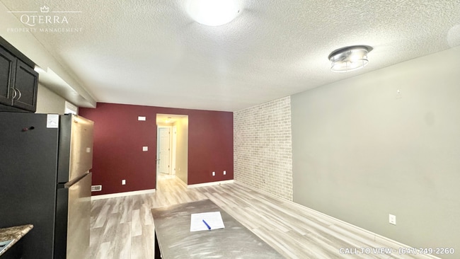 Building Photo - 931 Glasgow St