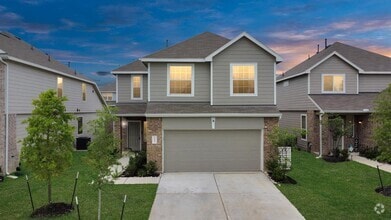 Building Photo - 2832 Madison Dr