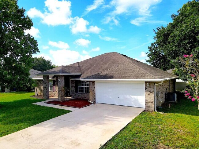 Building Photo - 70 Pheasant Dr