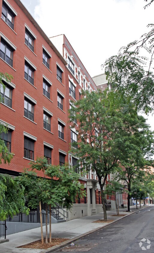 Foto del edificio - 152 W 143rd St