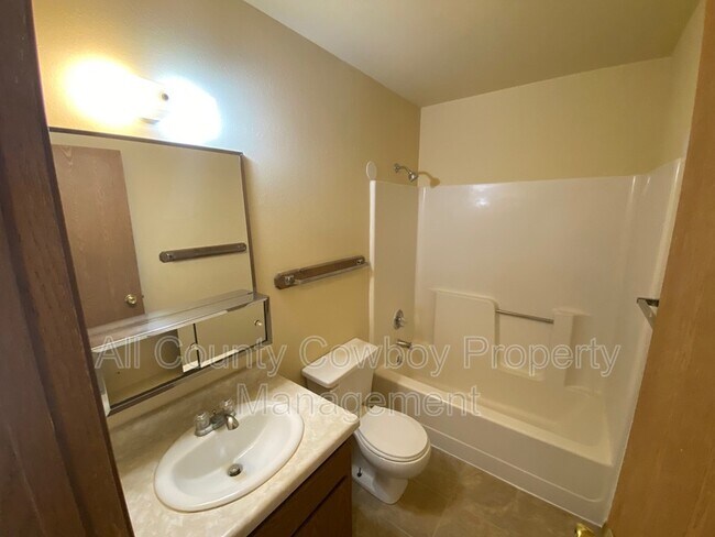 Building Photo - 3338 Joanna Brunner St