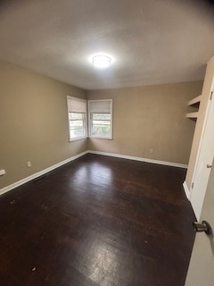 Building Photo - 2 bedroom, 1 bath with detached garage