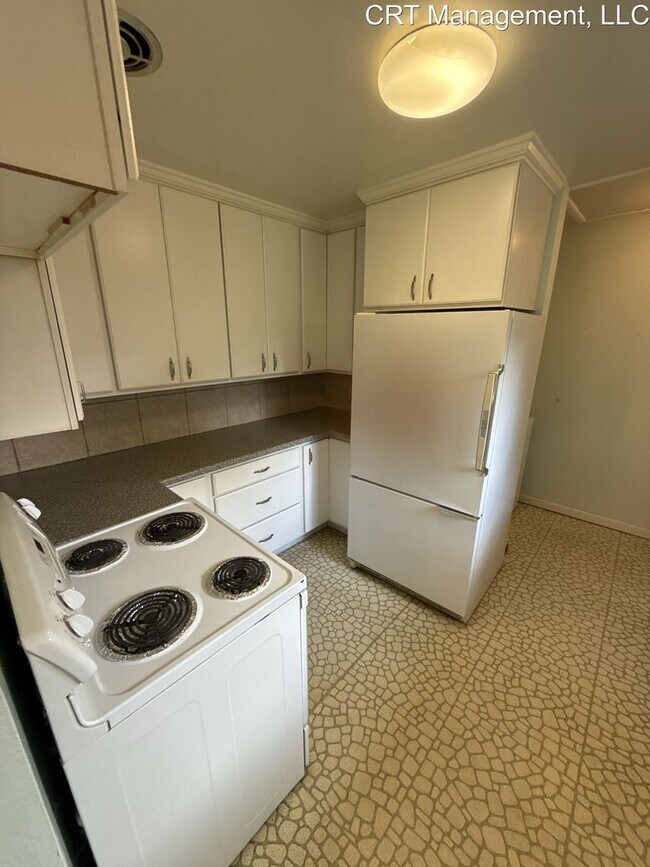Foto del edificio - Charming 2-Bedroom Duplex in the Heart of ...