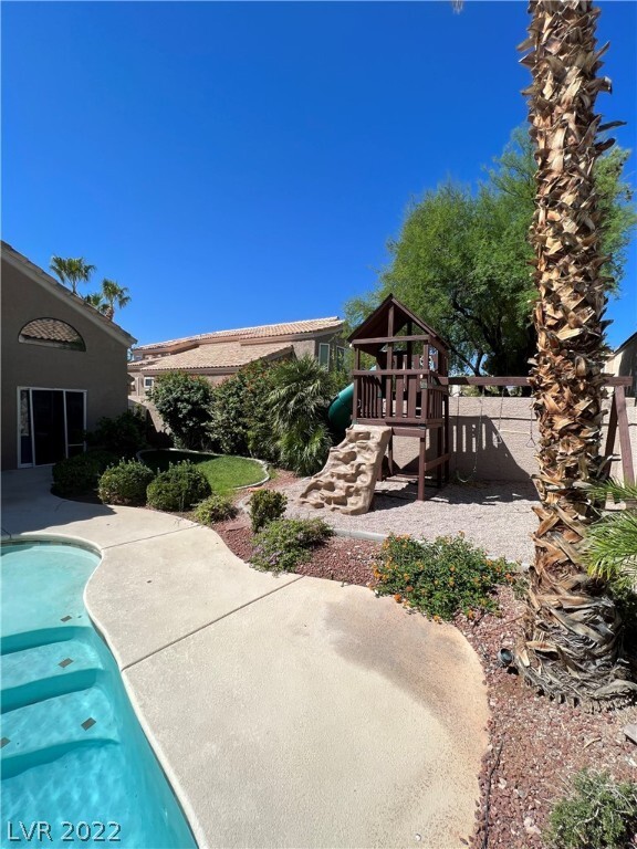 Foto del edificio - 8404 Squaw Valley Ave