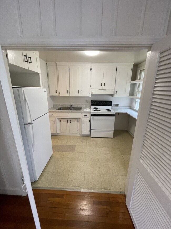 Foto del edificio - 316 Angier Ave