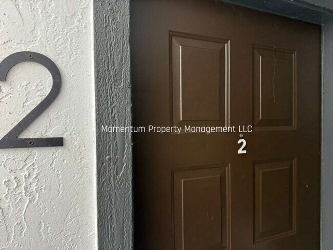 Foto del edificio - BEAUTIFUL REMODELED 3/2 IN CLEARWATER!! AVAILABLE FOR IMMEDIATE MOVE IN!!