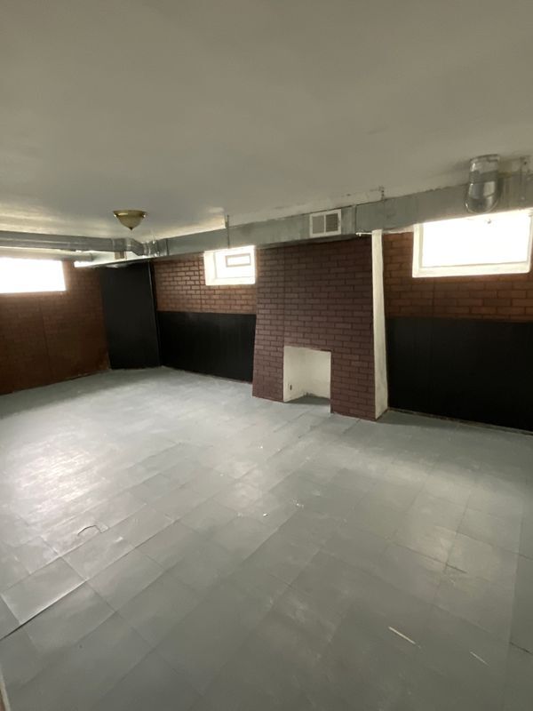 Foto del edificio - 15763 Ashton Rd