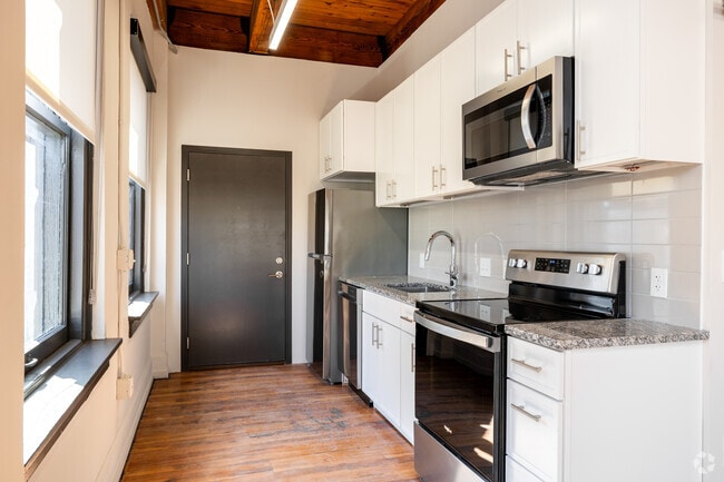 Studio, 1BA - 430SF - Kitchen - Harvey Dutton Lofts