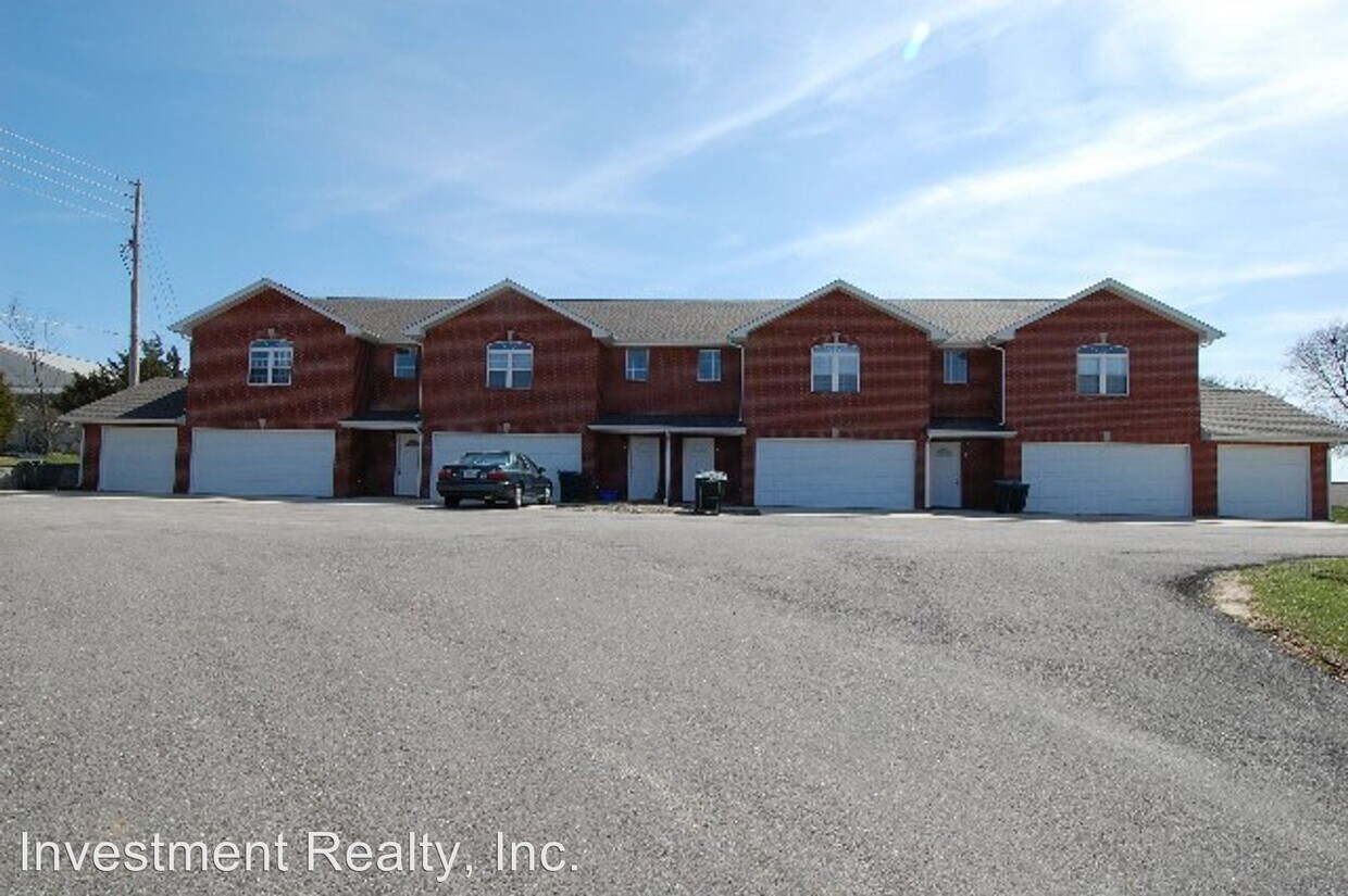 Primary Photo - 1551 Timber Creek Rd