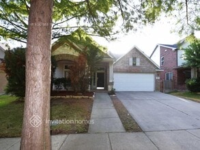 Building Photo - 9137 Farmer Dr