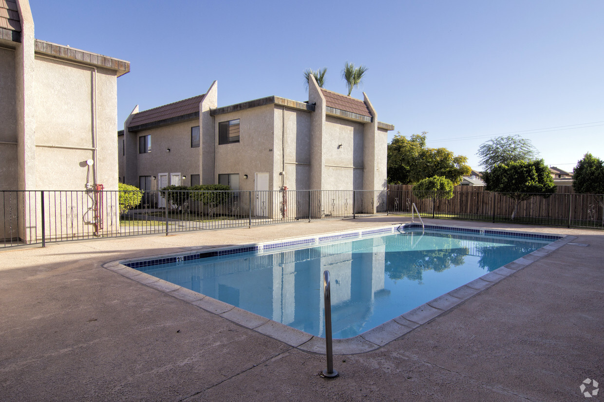 Piscina - Garden Villas